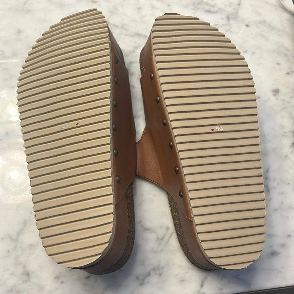 Free People x Intentionally Cooper-2 Platform Sandal size 9.5-10 NEW